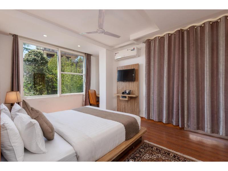 Hotel Shiva Sanctuary By Dls Hotels, Mcleod Ganj ダラムシャーラー エクステリア 写真
