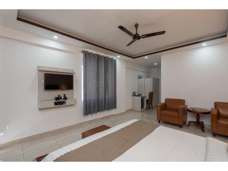 Hotel Shiva Sanctuary By Dls Hotels, Mcleod Ganj ダラムシャーラー エクステリア 写真