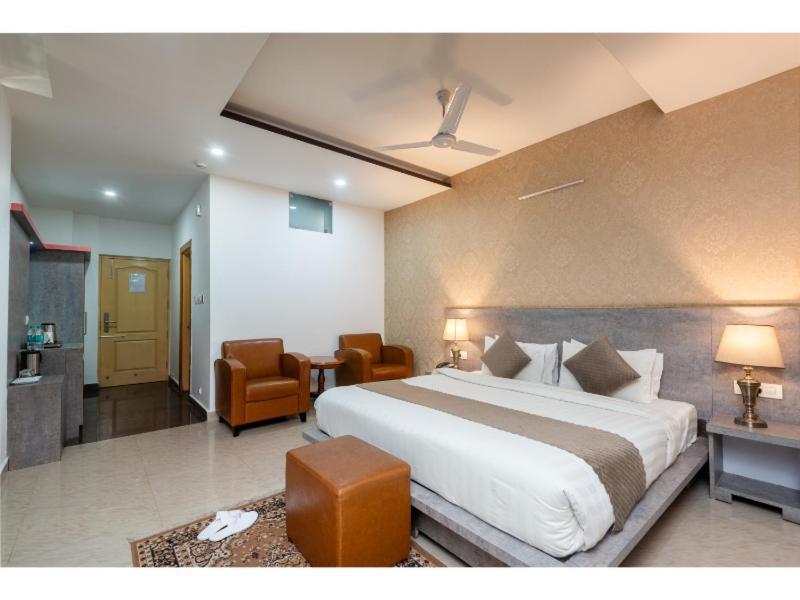 Hotel Shiva Sanctuary By Dls Hotels, Mcleod Ganj ダラムシャーラー 部屋 写真
